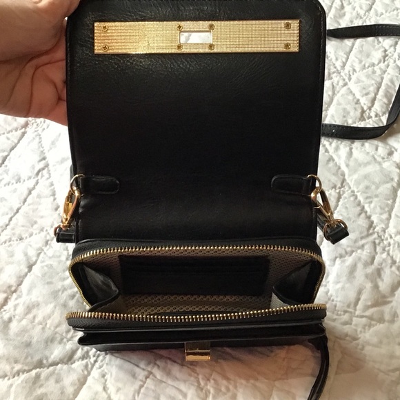 Black crossbody clutch - Picture 4 of 7